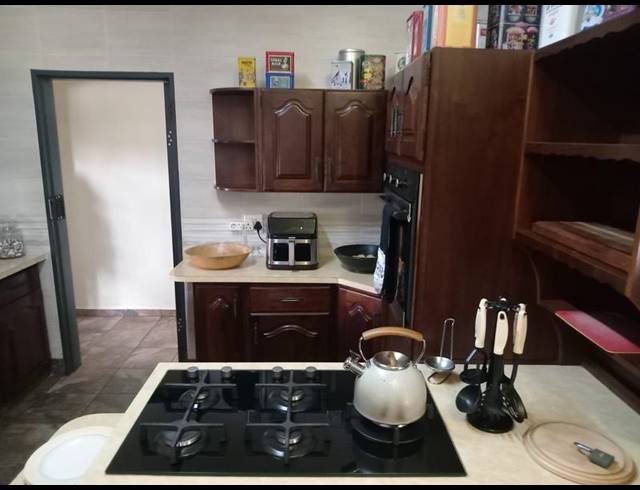 6 BEDROOM HOUSE FOR SALE IN PRETORIA GARDENS